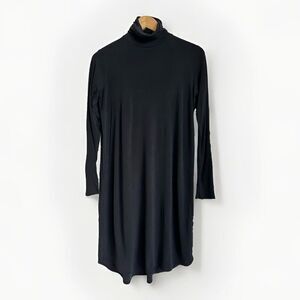 Eileen Fisher Women's Small Black Long Sleeve Turtleneck 100% Silk Dress Classic